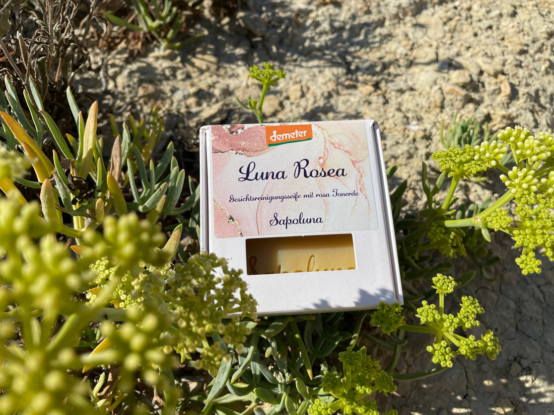 Erlebe die außergewöhnliche Kraft unserer Gesichtsreinigungsseife mit rosa Tonerde