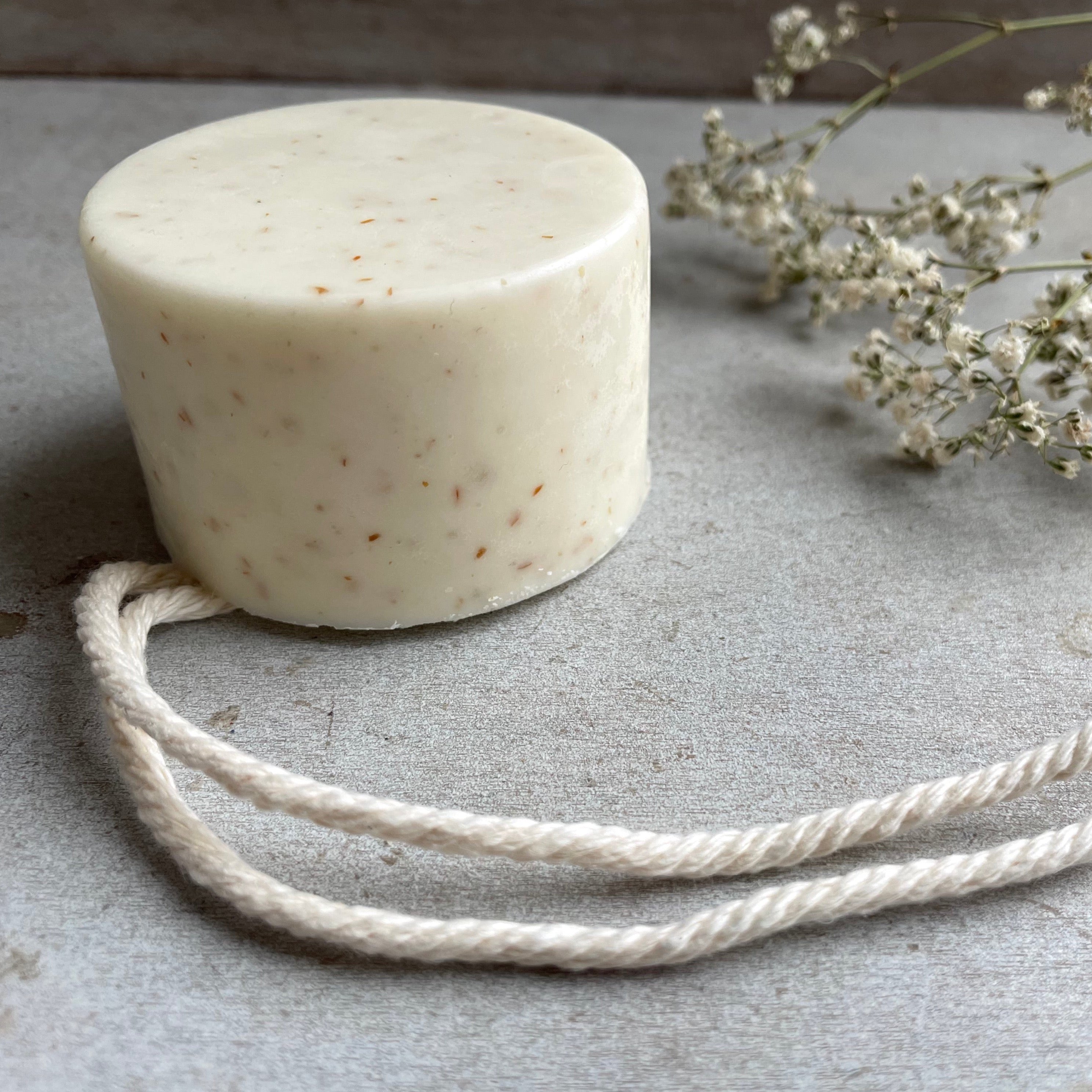 festes Shampoo mit Braunhirse 100g